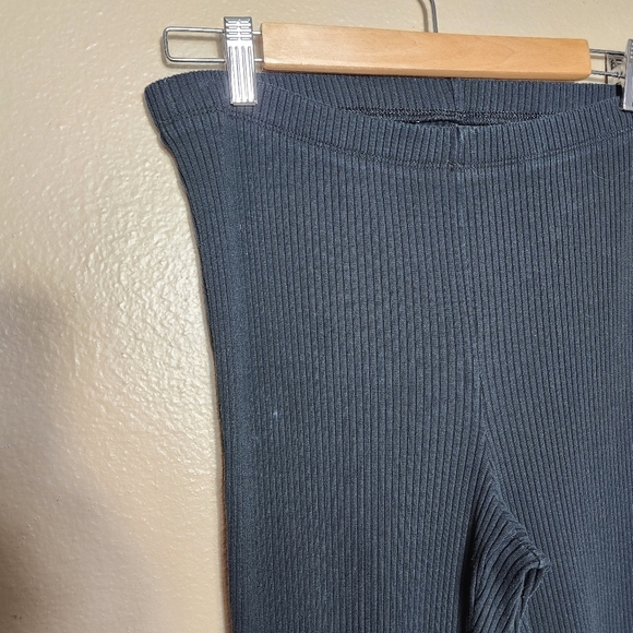 Aerie Womens Black High Rise Ribbed Flare Knit Pants |L| - Picture 6 of 12